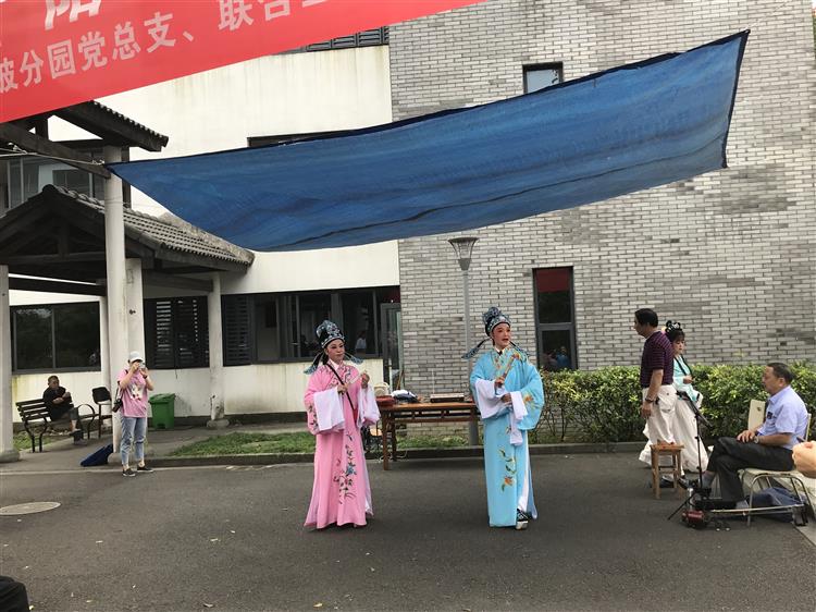 戏曲表演.JPG